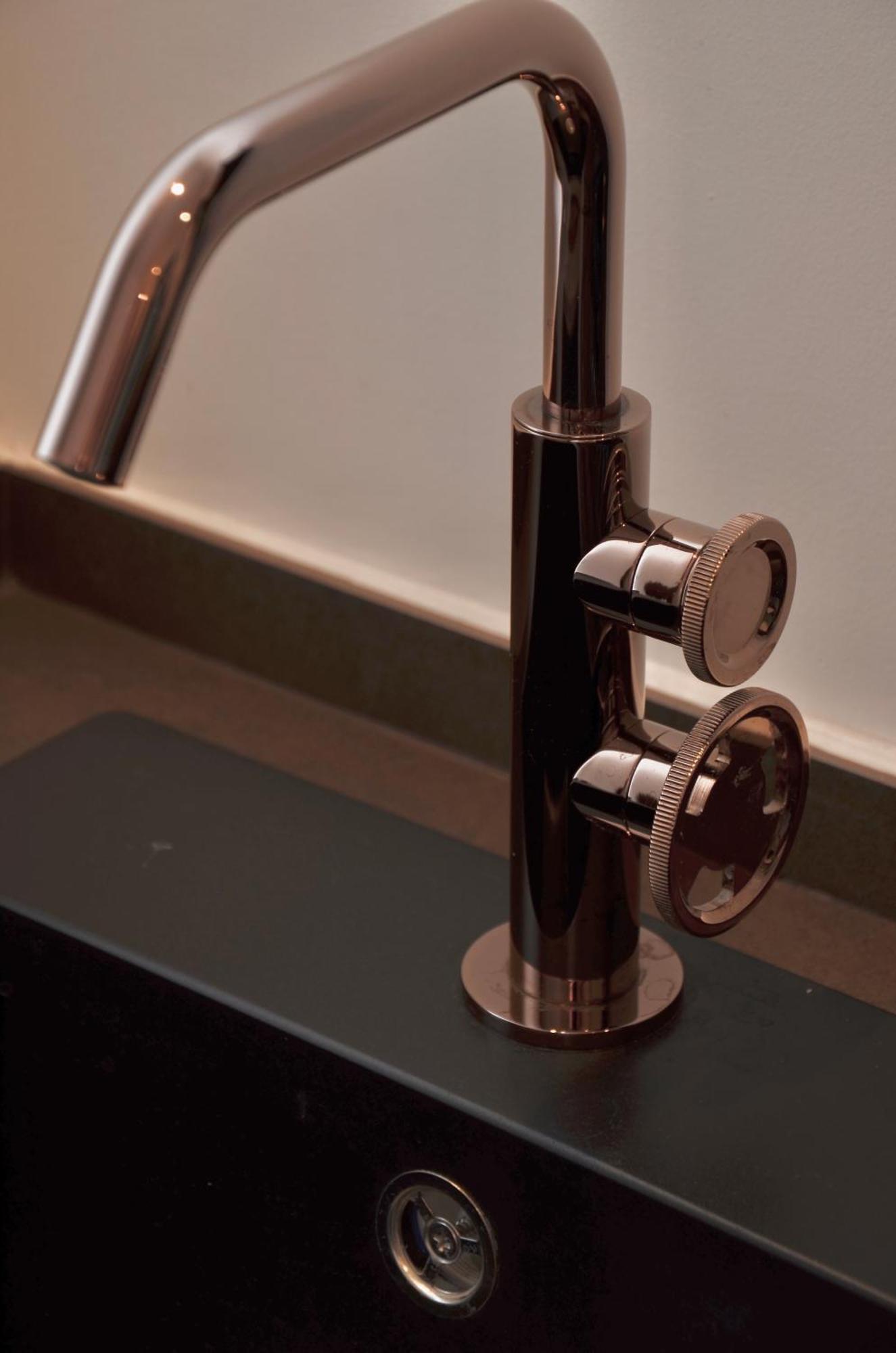 18Zero2 Luxury Rooms バーリ エクステリア 写真