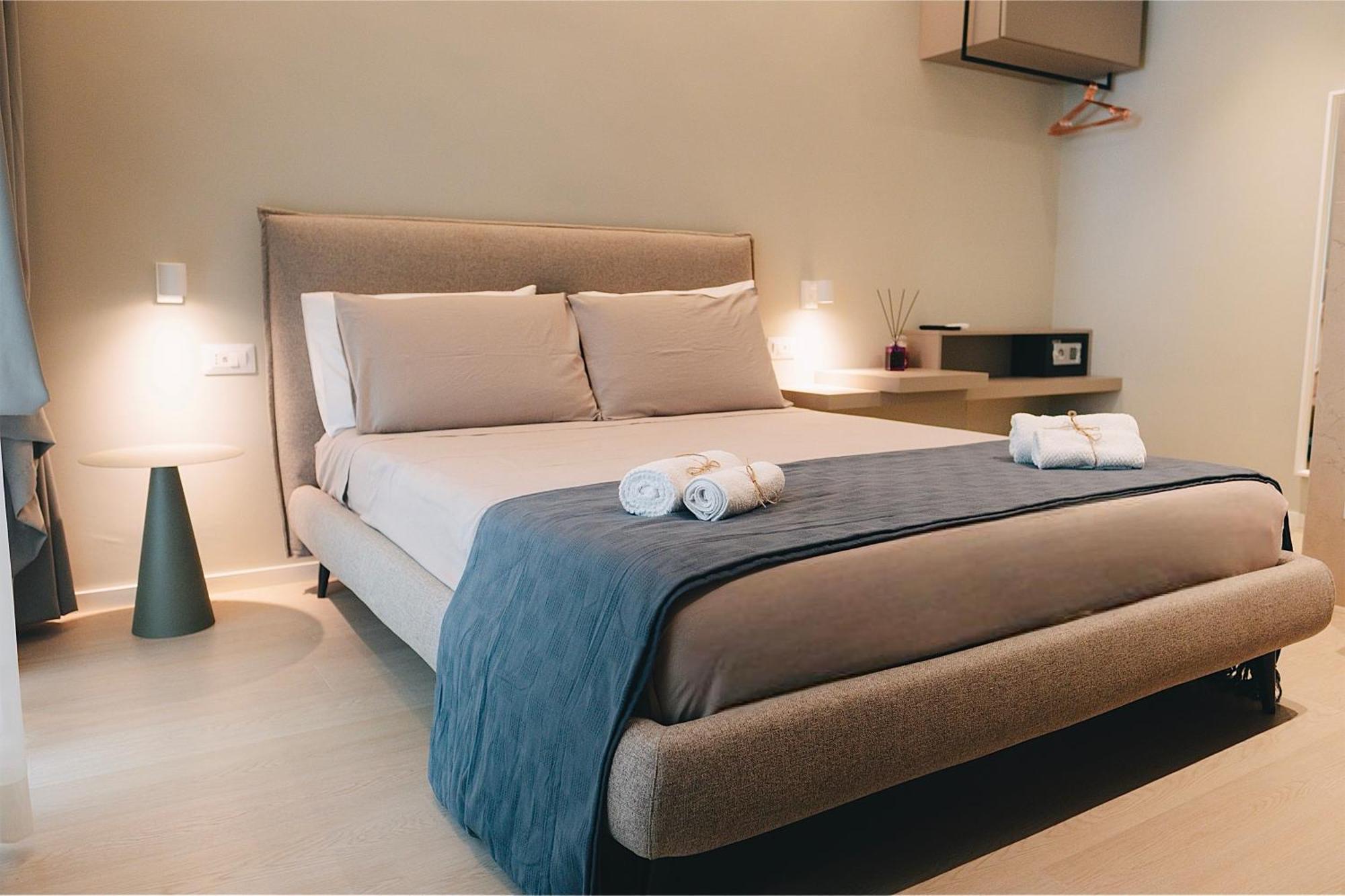 18Zero2 Luxury Rooms バーリ エクステリア 写真