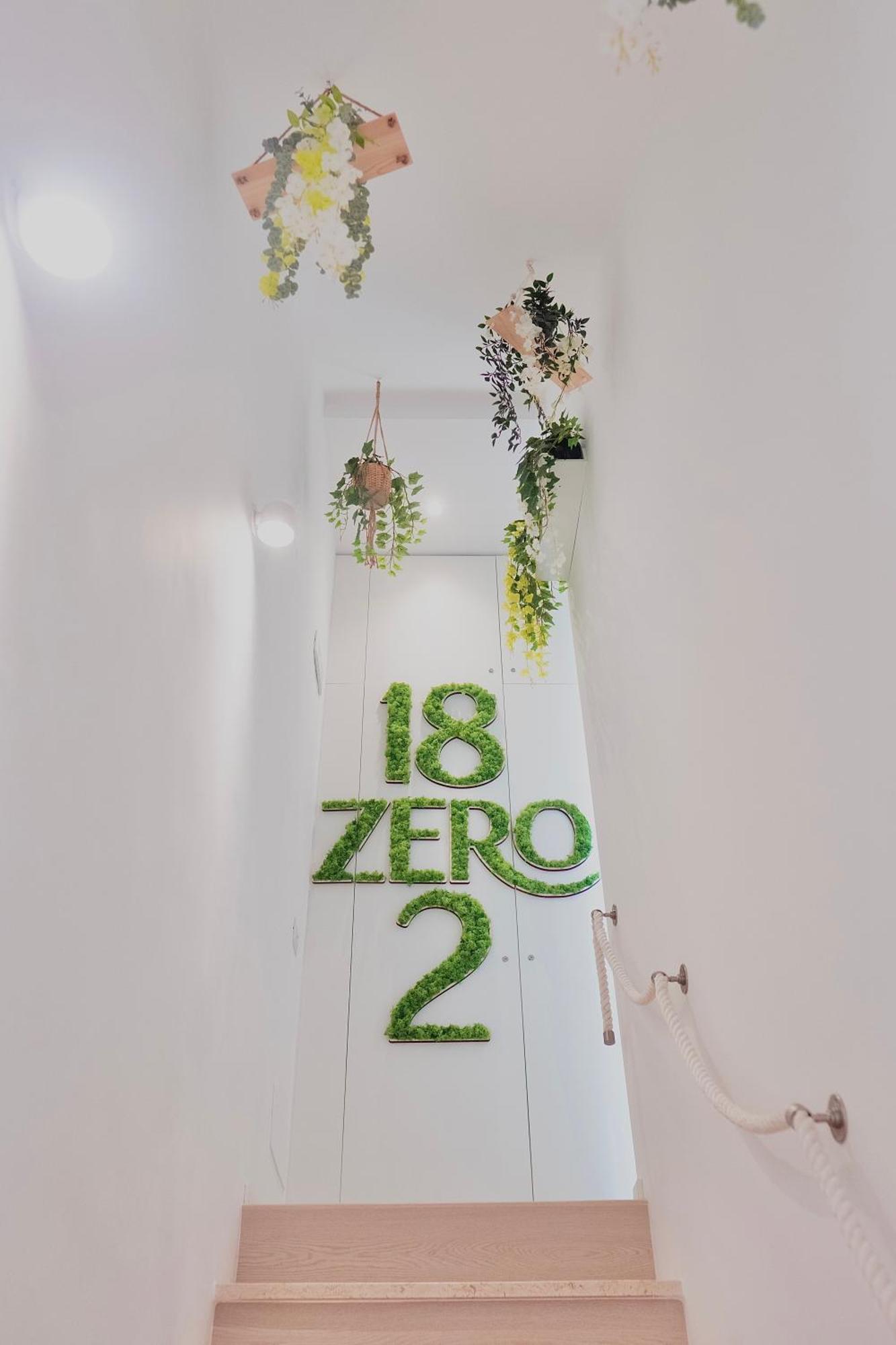 18Zero2 Luxury Rooms バーリ エクステリア 写真